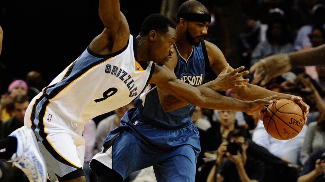 Memphis deals Wolves unsettling season-opening loss